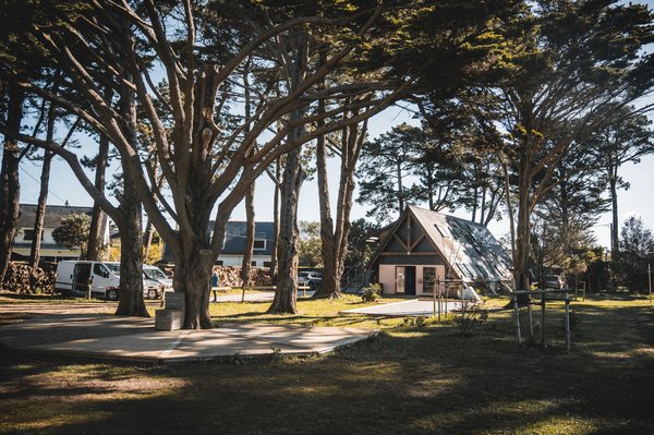 Camping les jardins du morbihan : le paradis des familles en plein air